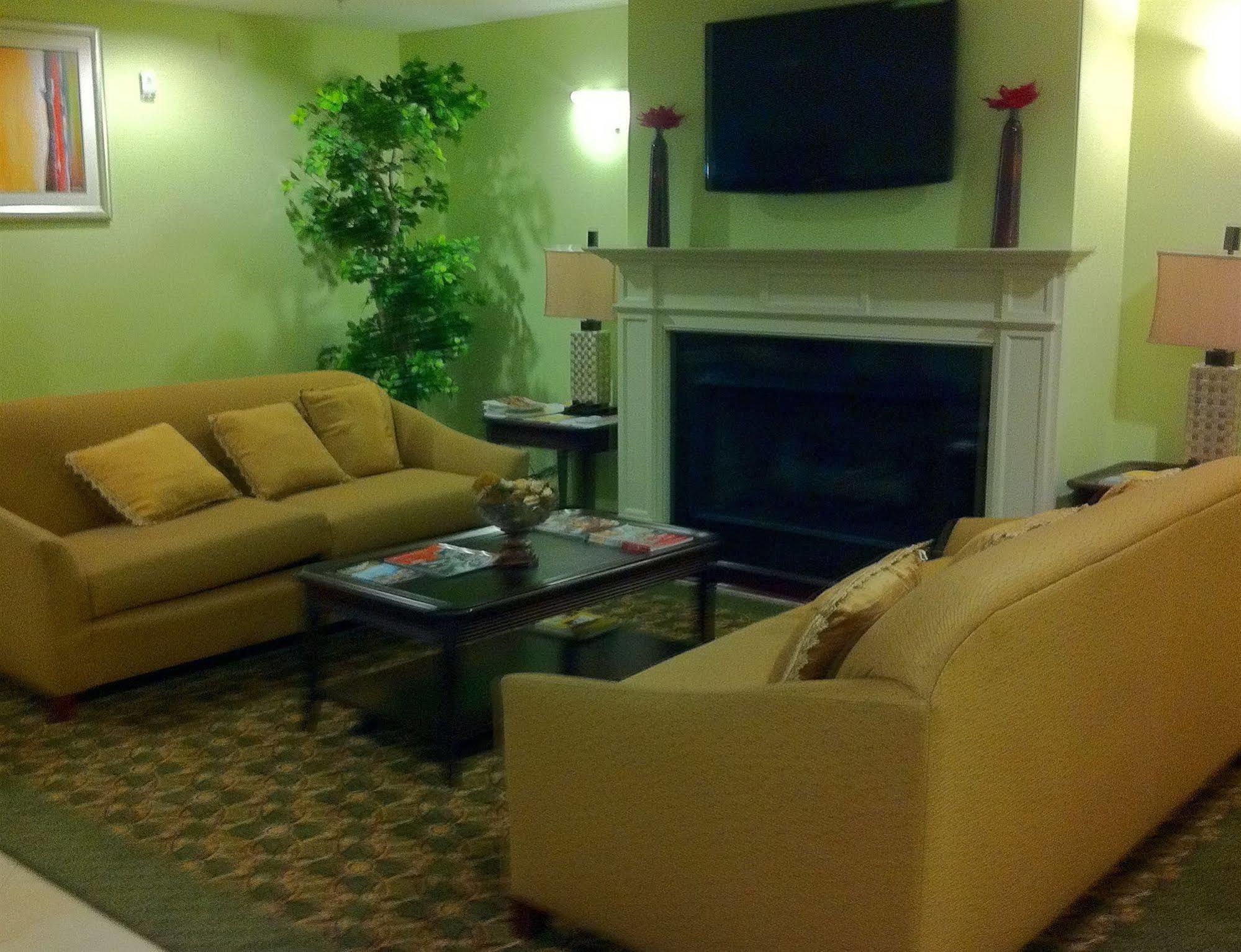 Ambassador Inn & Suites Tuscaloosa Extérieur photo